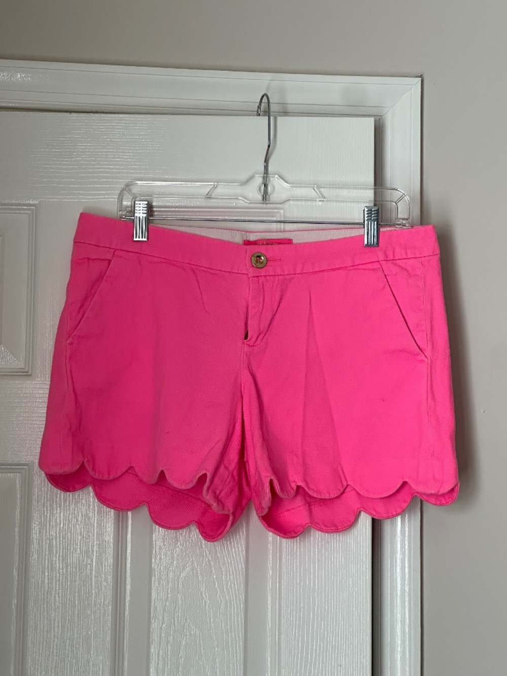 Lilly Pulitzer Buttercup Scallop Hem Shorts Pink Pique Style Size 8 Resort Beach